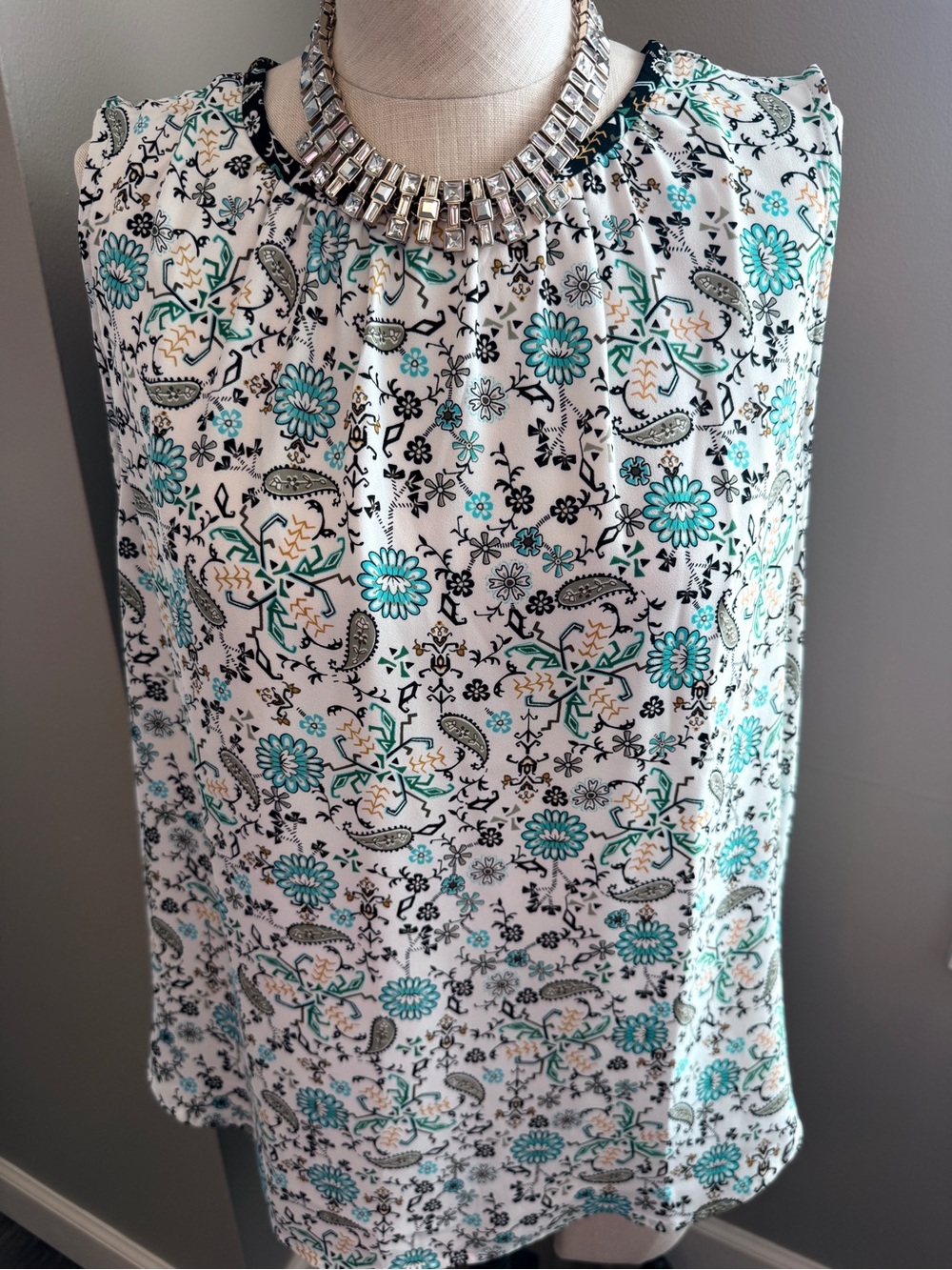 LOFT White Floral Paisley Sleeveless Shell with Teal Accents